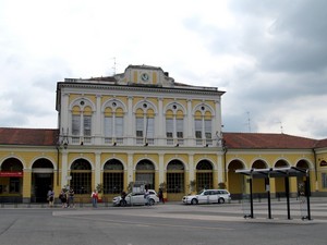 Stazione ferroviaria