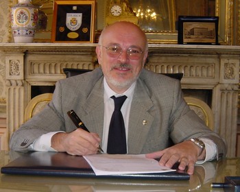 l'ex sindaco Paolo Mascarino