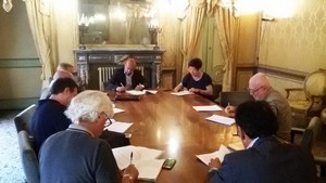 il momento della firma